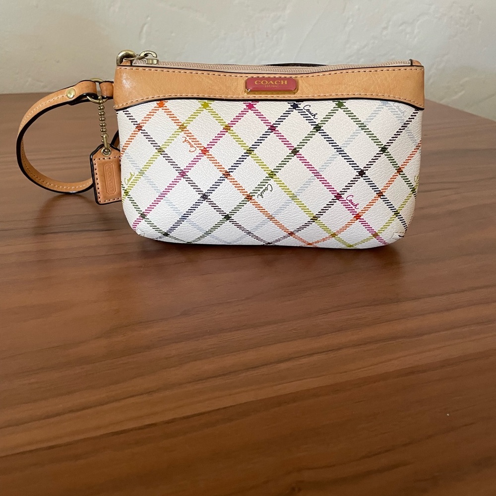 Coach leather wristlet
